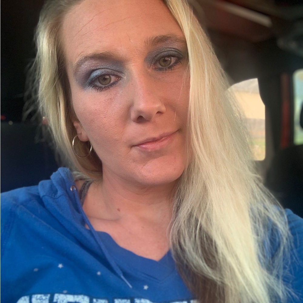 Meet your Posher, Krystle